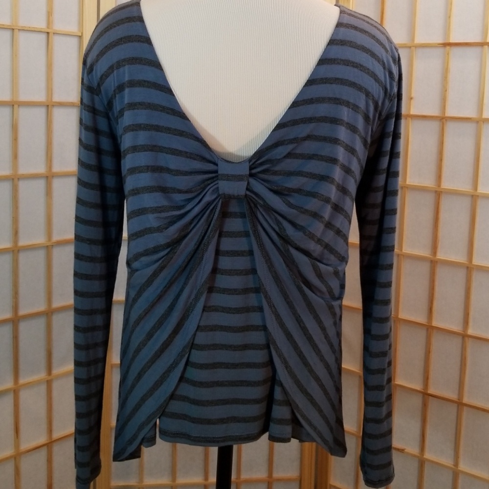 Skyz Boutique Top - Picture 4 of 6